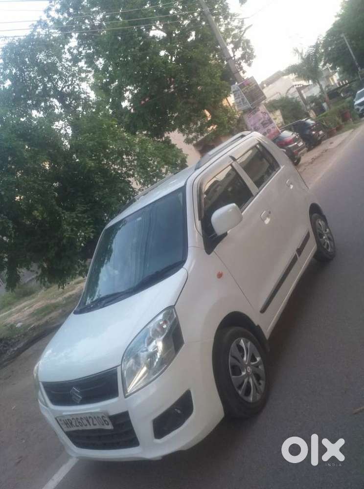 Maruti Suzuki Wagon R Vxi Plus Mt, 2016, Petrol