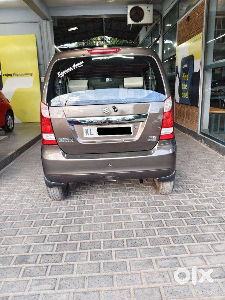 Maruti Suzuki Wagon R Vxi Amt, 2017, Petrol