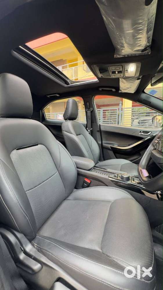 Tata Nexon 1.2 Revotron Xza Plus (o) Amt, 2024