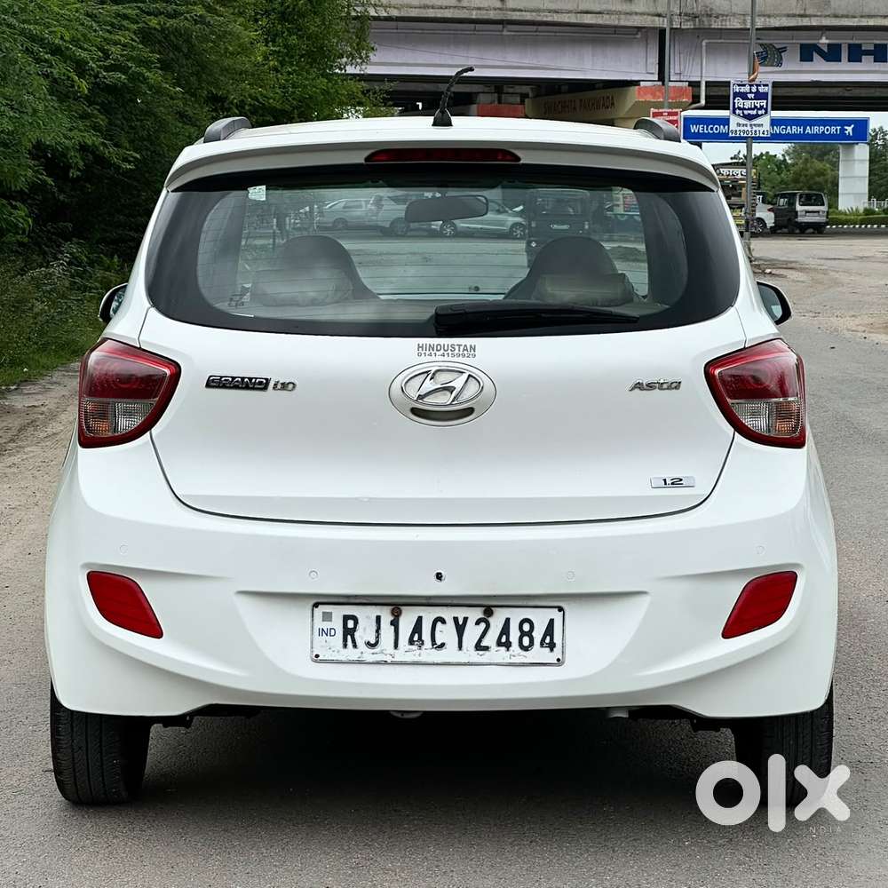 Hyundai Grand I10 1.2 Crdi Asta, 2015, Petrol