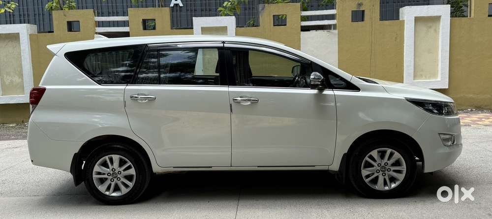 Toyota Innova Crysta 2.8 Zx At, 2017, Diesel