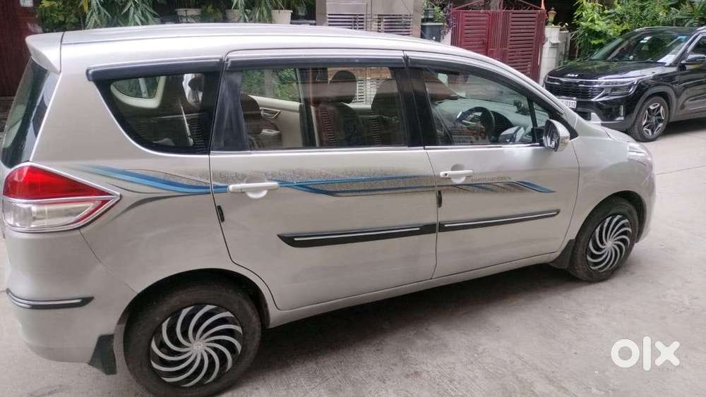 Maruti Suzuki Ertiga 1.5 Vxi, 2013, Cng & Hybrids