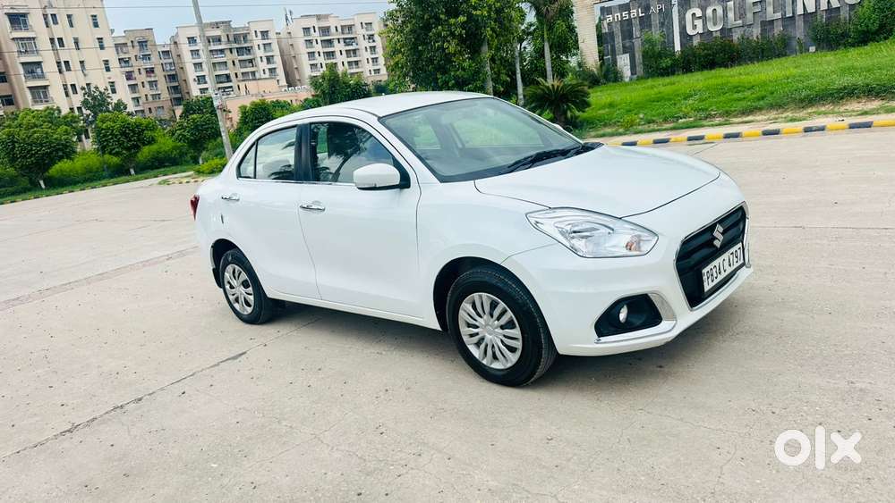 Maruti Suzuki Swift Dzire Vxi Optional, 2022, Petrol