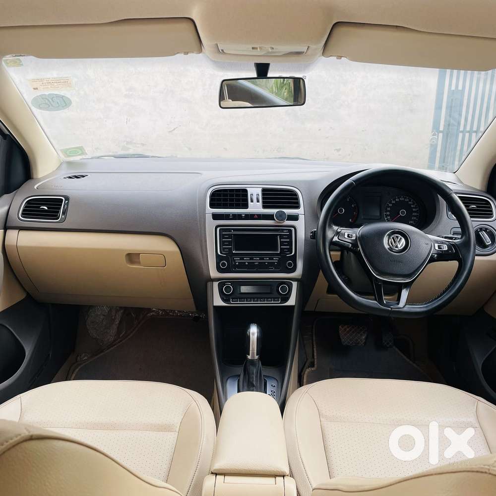 Volkswagen Vento 1.2 Tsi Highline Plus At, 2016, Petrol
