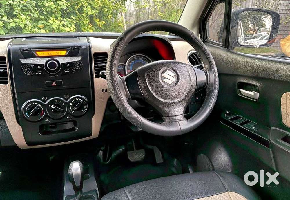 Maruti Suzuki Wagon R Vxi Amt1.2, 2017, Petrol