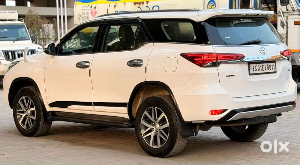 Toyota Fortuner Legender 2019