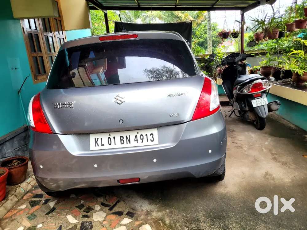 Maruti Suzuki Swift Petrol 2013 Dec