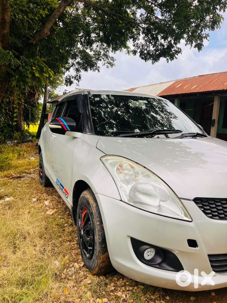 2014 Maruti Swift 1.2 Vxi Odometer 49000 Km