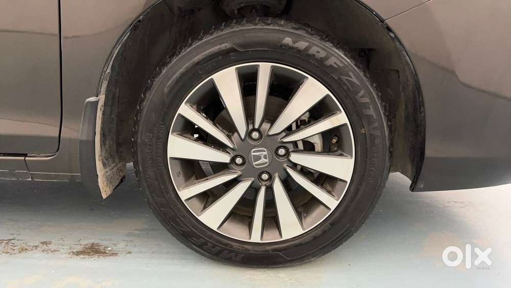 Honda City 1.5 V Mt, 2023, Petrol