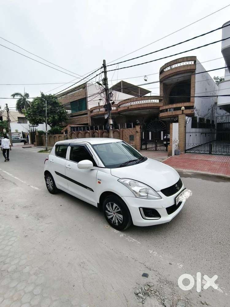 Maruti Suzuki Swift Lxi Optional-o, 2016, Cng & Hybrids