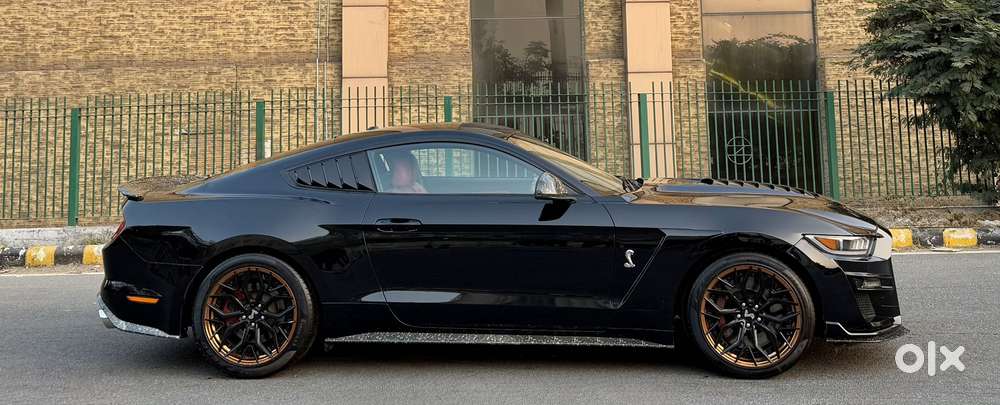 Ford Mustang V8, 2019, Petrol