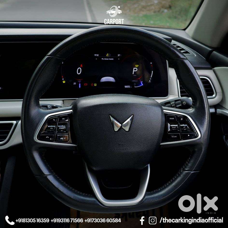 Mahindra Xuv700 Ax7l 6 Str At, 2026, Petrol