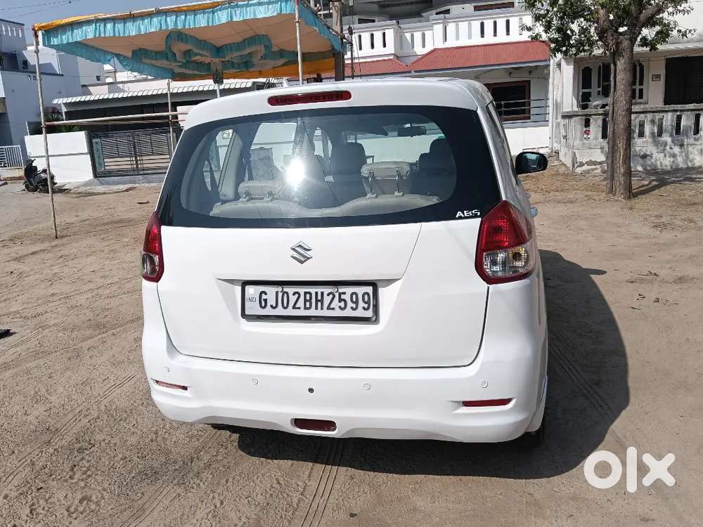 Maruti Suzuki Ertiga 2012