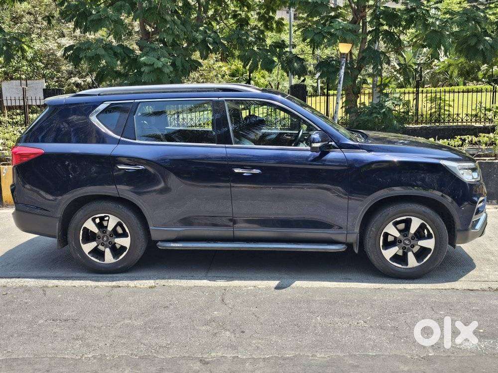 Mahindra Alturas G4 4wd At, 2022, Diesel