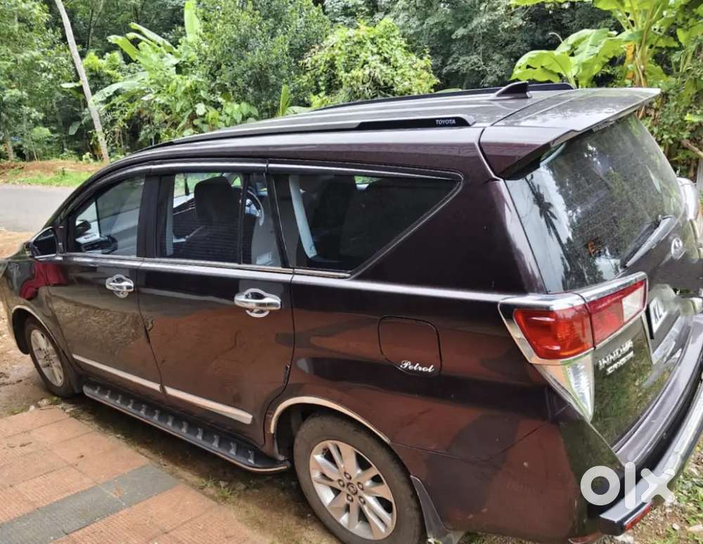 Toyota Innova Crysta 2018 Petrol Automatic  76000 Km Driven