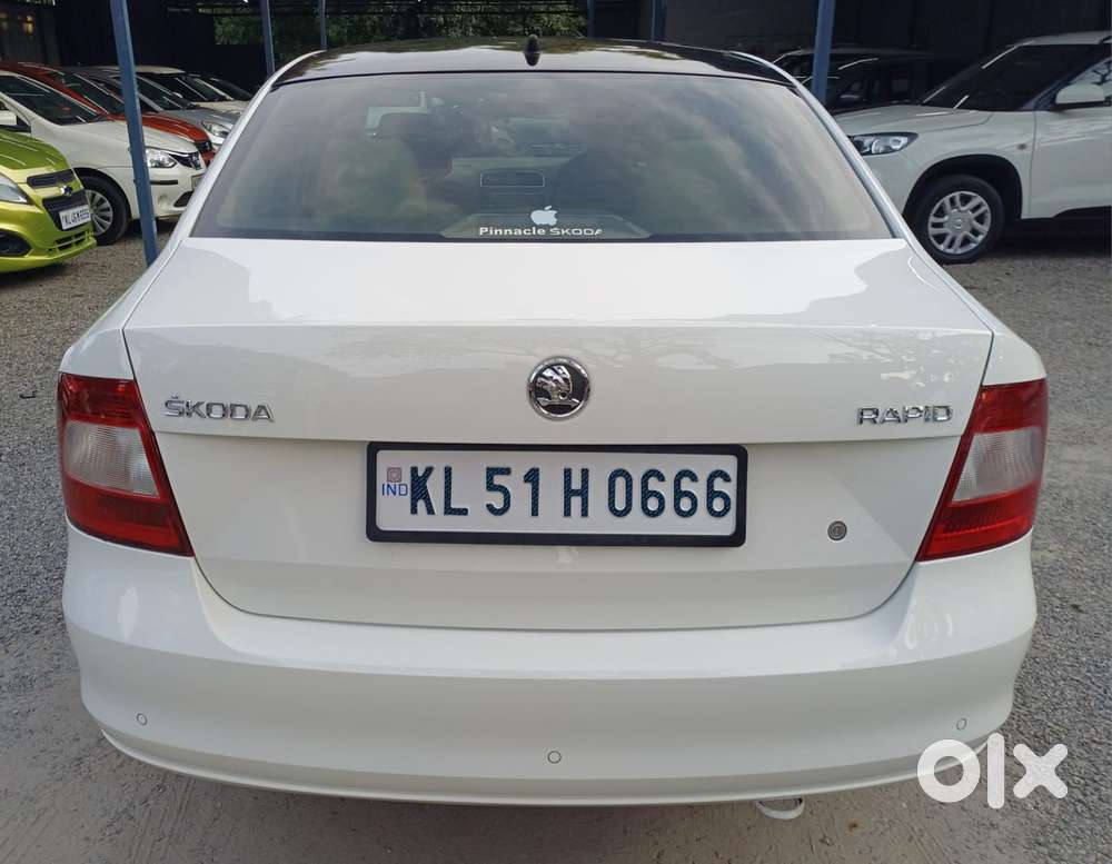 Skoda Rapid 1.6 Mpi Style Plus Black Package, 2016, Petrol