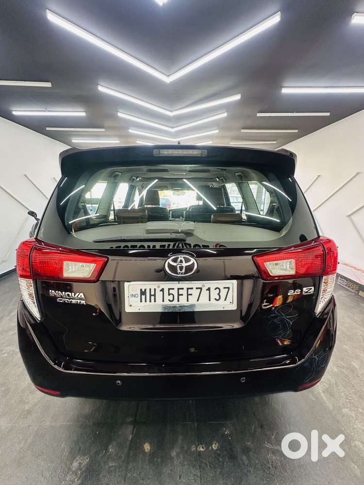 Toyota Innova Crysta 2.8z Automatic, 2016, Diesel