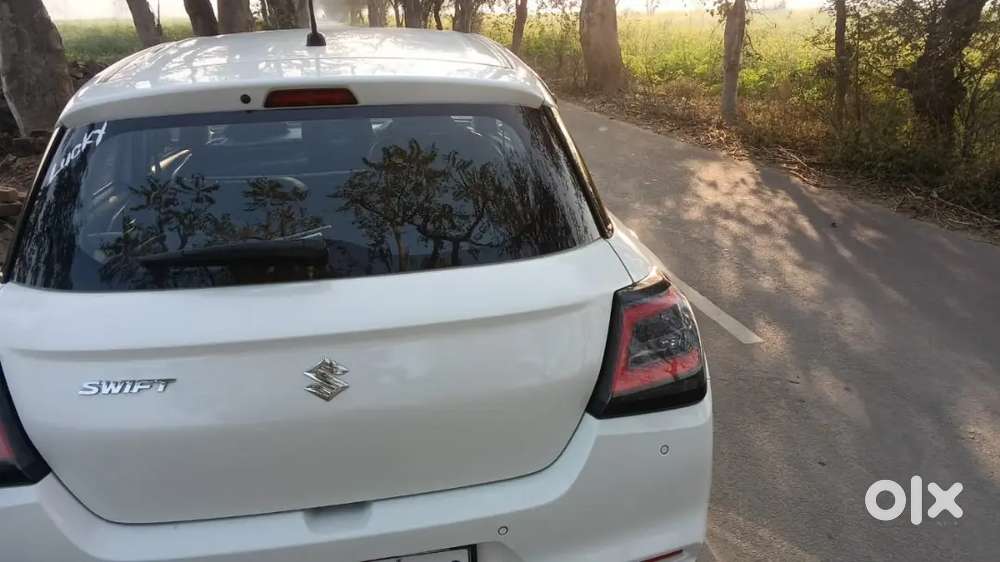 Maruti Suzuki Swift 2024 Car