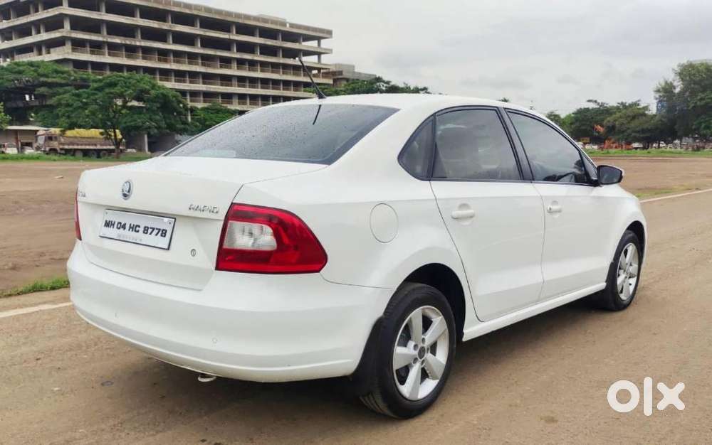 Skoda Rapid [2016-2020] 1.5 Style Plus Tdi At, 2015, Diesel