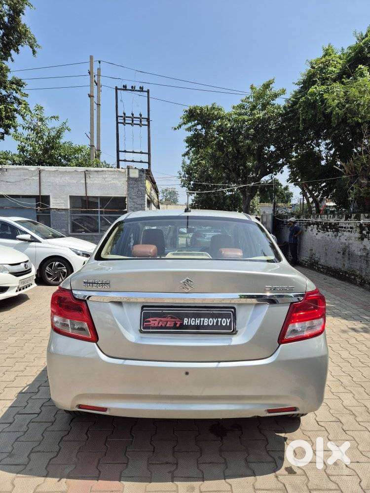 Maruti Suzuki Swift Dzire Amt Vdi, 2017, Diesel