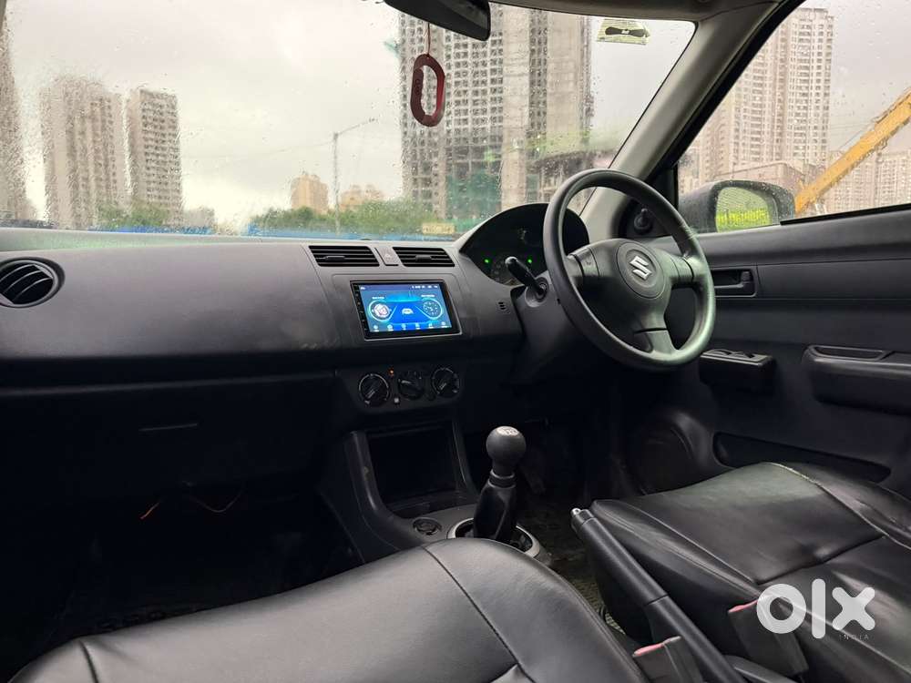 Maruti Suzuki Swift Vxi Bsiv, 2011, Petrol