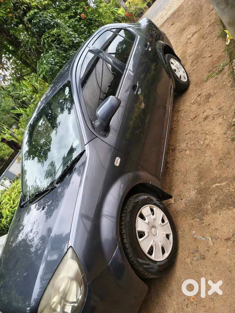 Lady Used Well Maintained, Ford Classic 2012 Diesel 182000 Km Driven