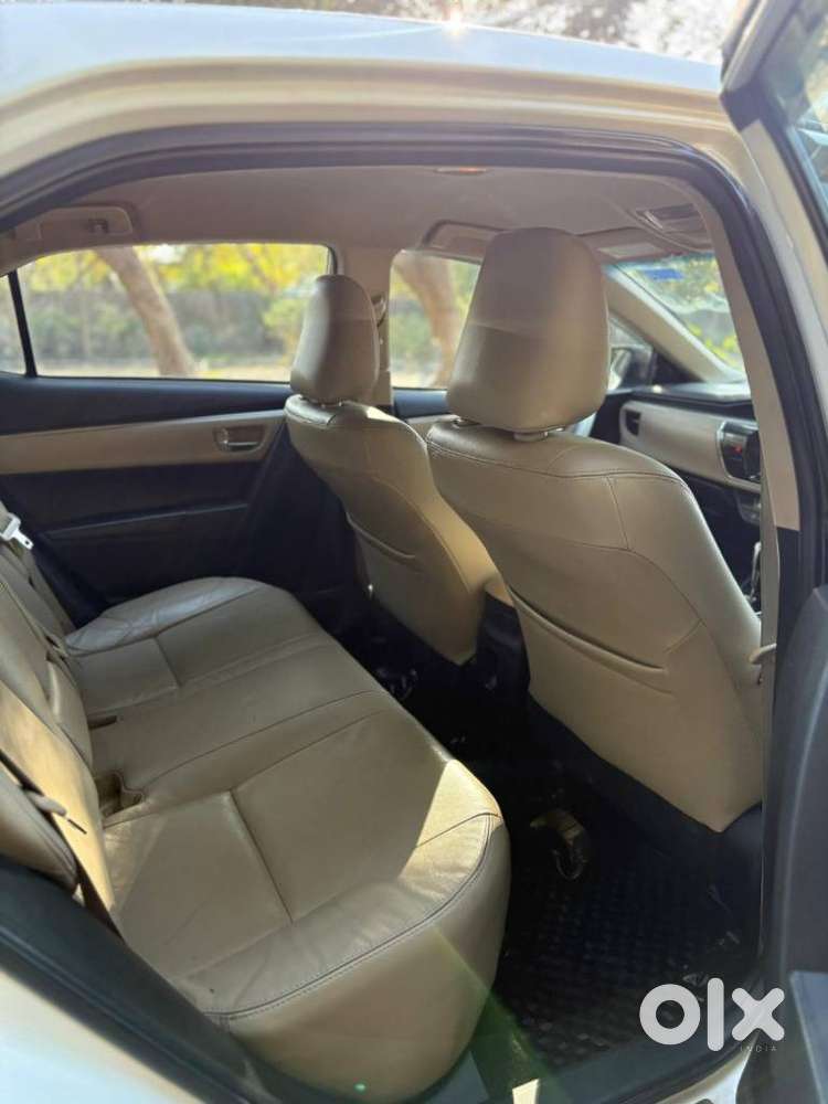 Toyota Corolla Altis 2013-2017 Vl At, 2015, Petrol