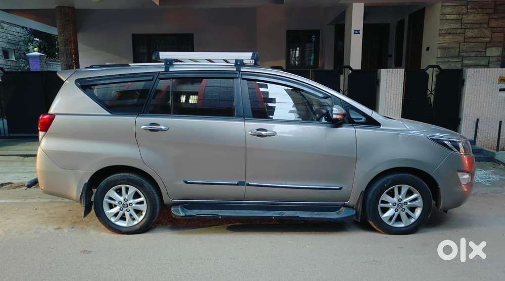 Toyota Innova Crysta 2.4 Gx Mt 8s, 2017, Diesel