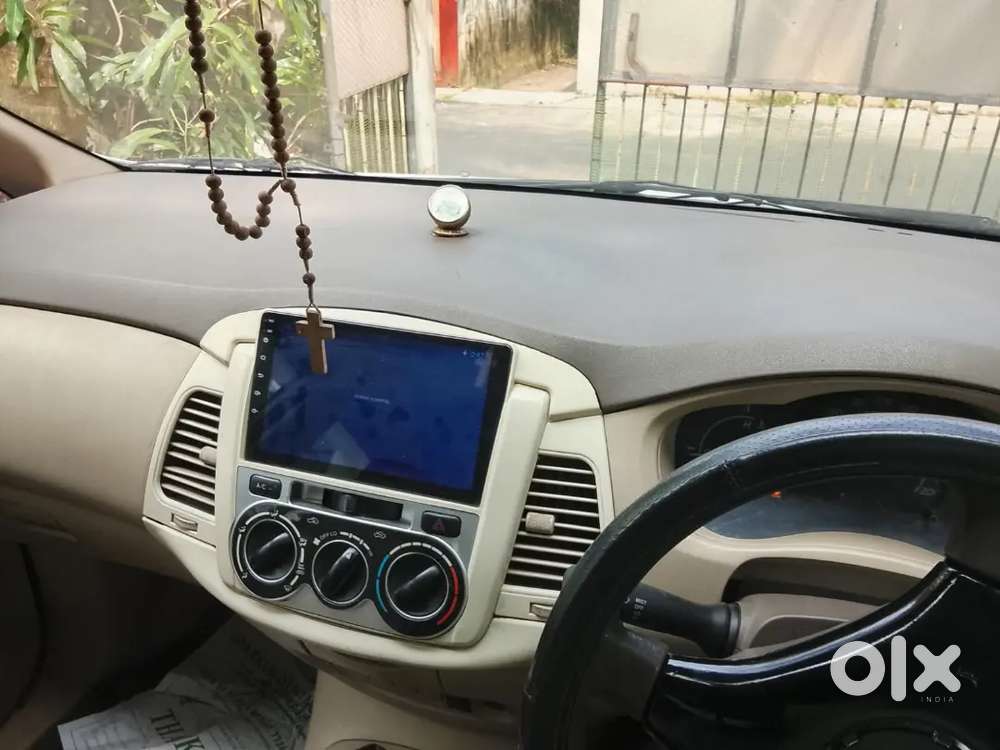 Toyota Innova Hycross 2.0 G-slf 2005