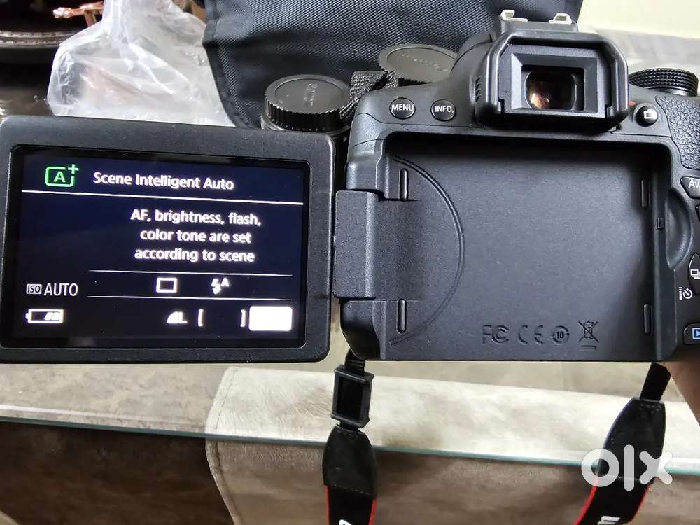 Canon EOS 750D DSLR