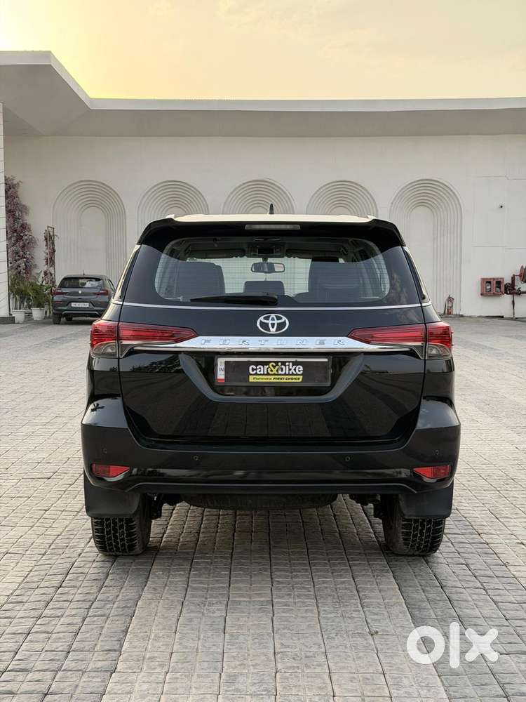 Toyota Fortuner 4x2 Mt 2.8 Diesel, 2020, Petrol