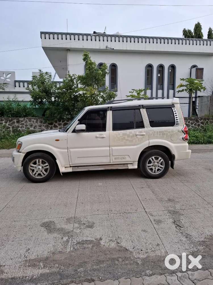 Mahindra Scorpio 2012 Diesel Manual