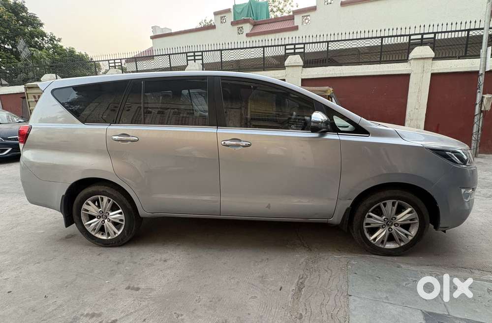 Toyota Innova Crysta 2.4 Z 7 Str, 2016, Diesel
