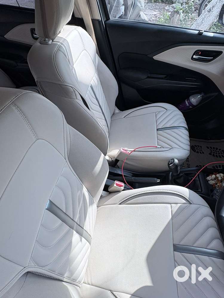 Maruti Suzuki Dzire 1.2 Vxi Cng, 2025, Cng & Hybrids