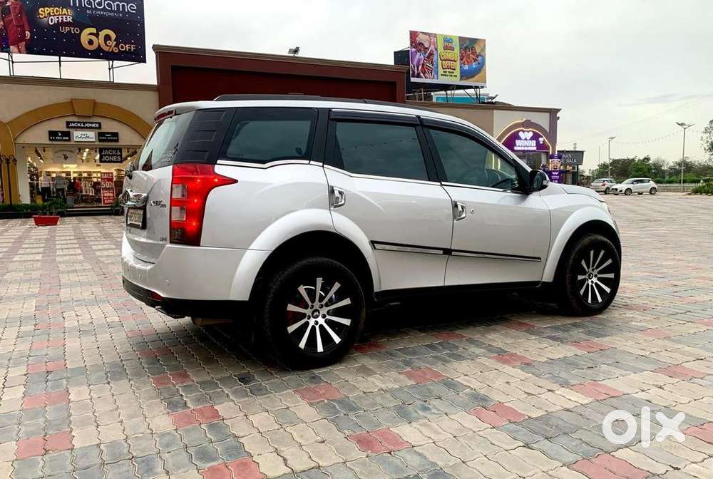 Mahindra Xuv500 2018 Diesel 75487 Km. Family Used Car Well Maintain