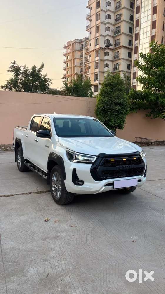 Toyota Hilux 2.8 High 4x4 Mt, 2026, Diesel