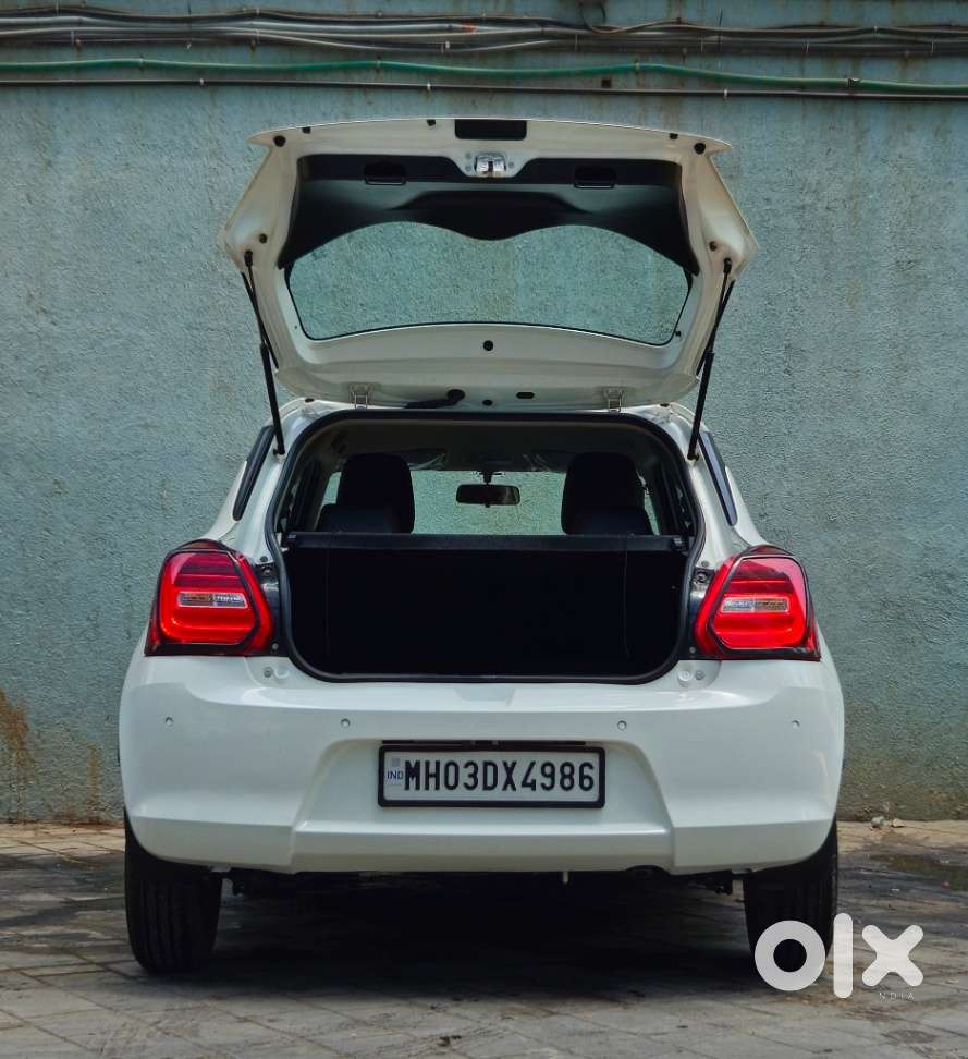 Maruti Suzuki Swift Vxi + Manual, 2022, Petrol
