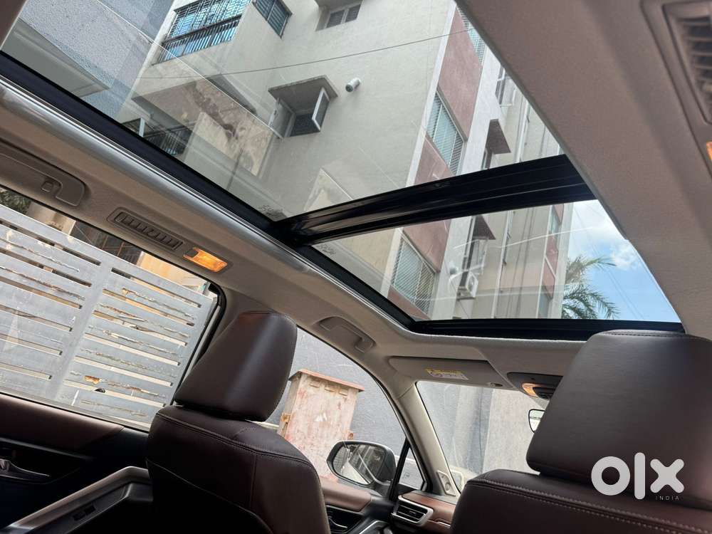 Toyota Innova Hycross 2.0 Zx (o) Hybrid 7 Str, 2024, Petrol