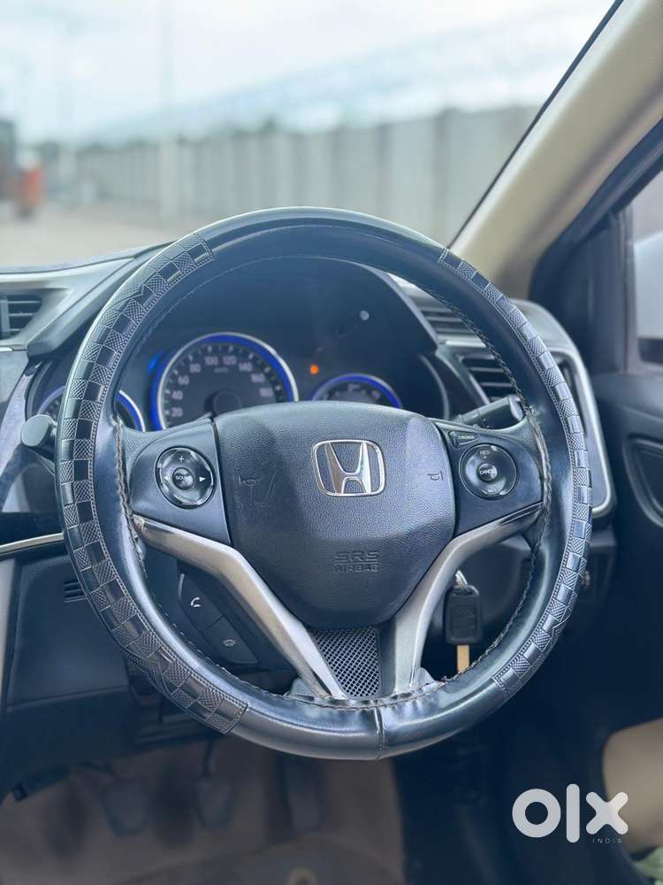 Honda City 1.5 V Cvt I-vtec Mt, 2016, Petrol
