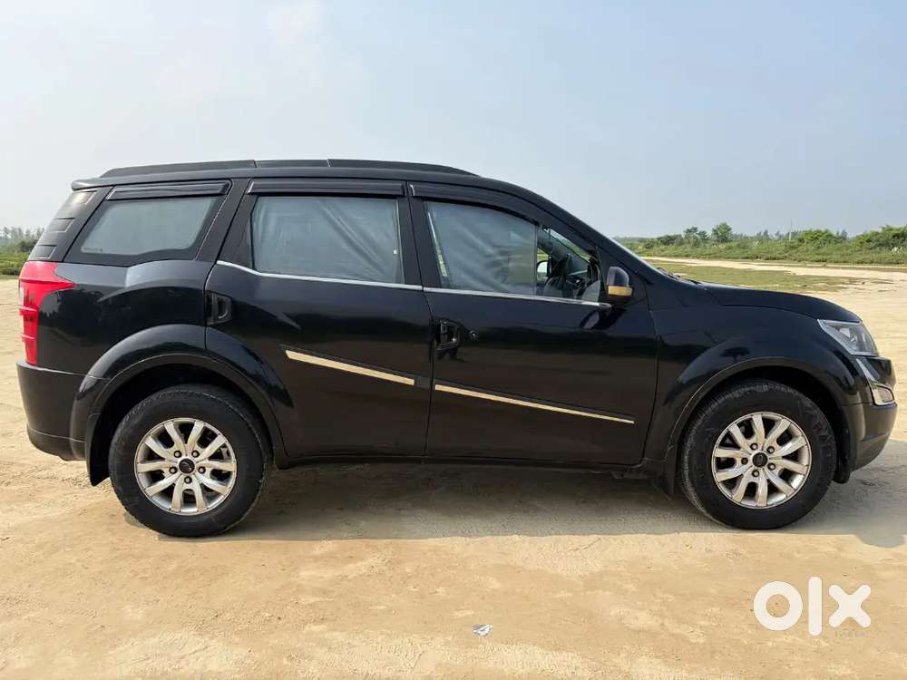 Mahindra Xuv500 W10 Automatic Transmission Top End Model Well Maintain