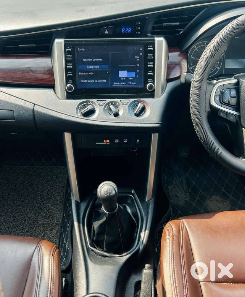 Toyota Innova Crysta 2.4 G Mt 8s, 2021, Diesel