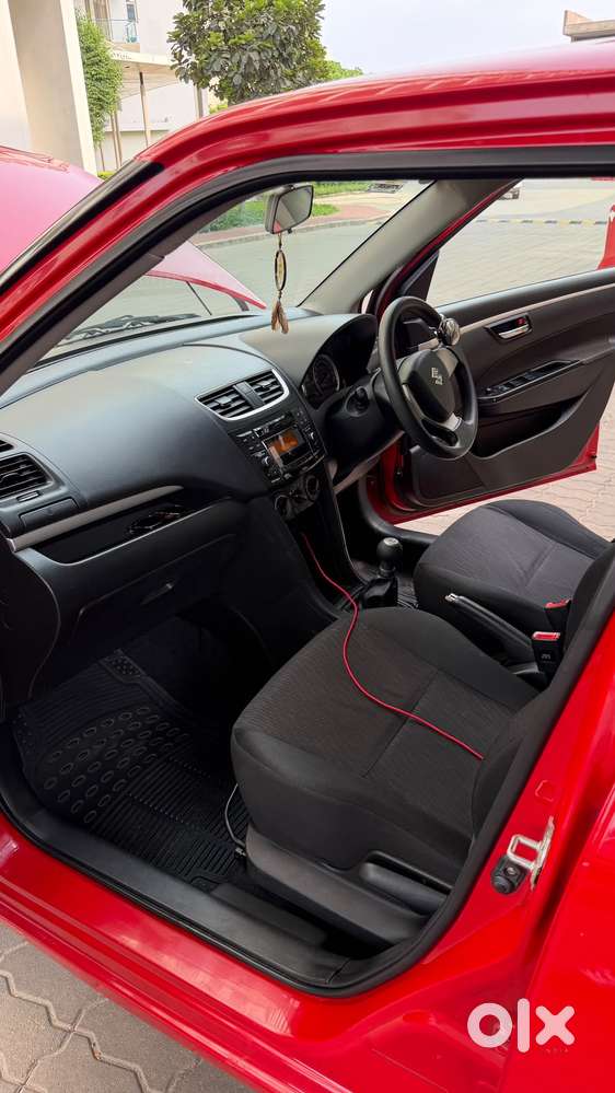 Maruti Suzuki Swift Vxi, 2015, Petrol