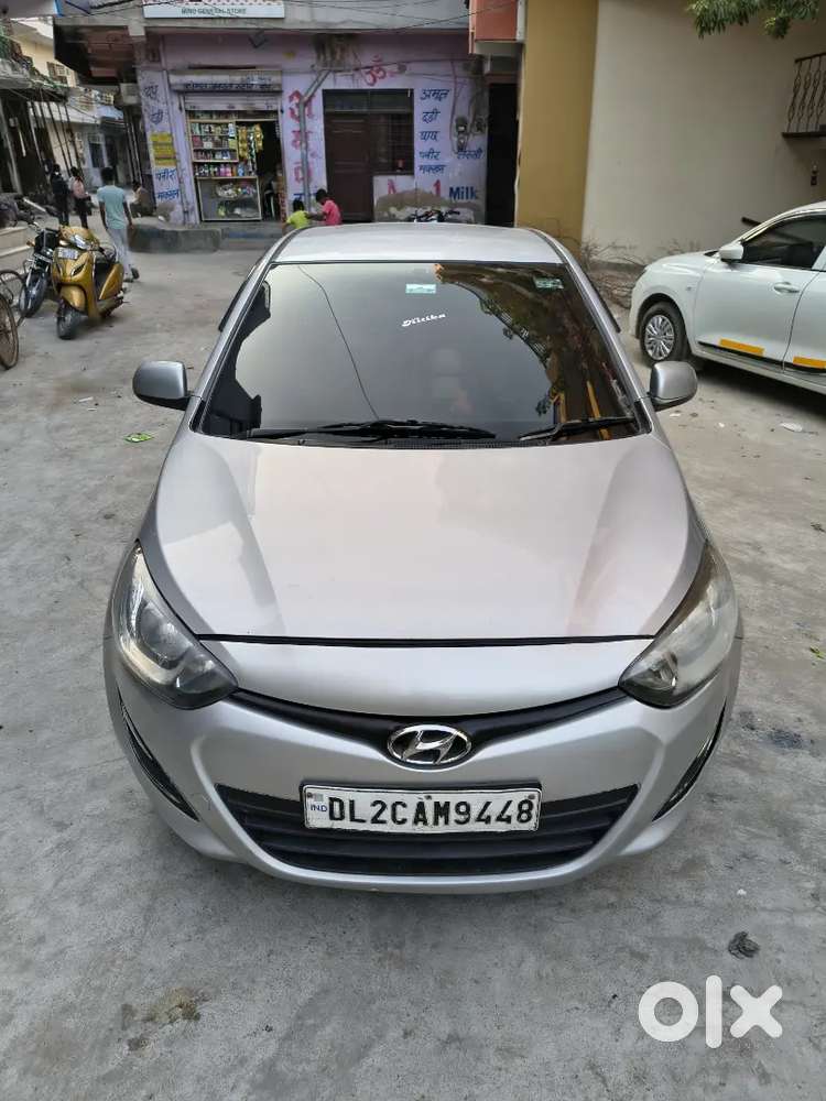 Hyundai I20 2012 Cng & Hybrids 121000 Km Driven
