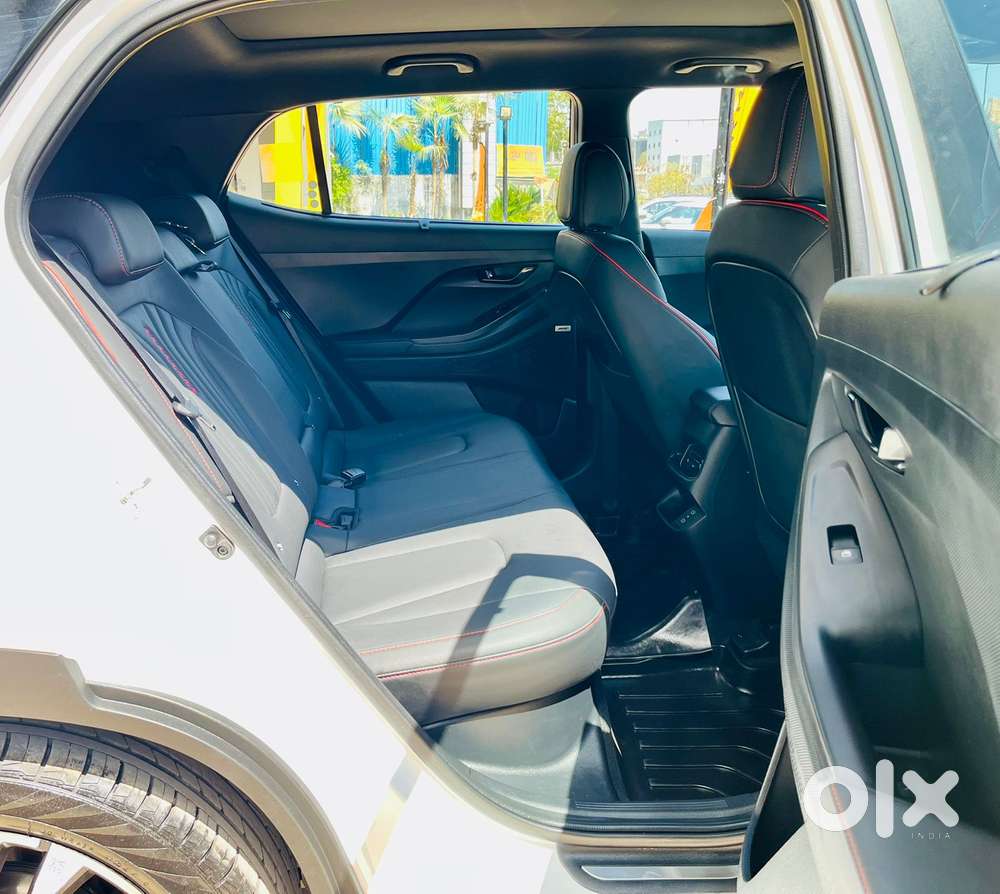 Hyundai Creta Sx (o) 1.5 Petrol Cvt Knight, 2024, Petrol