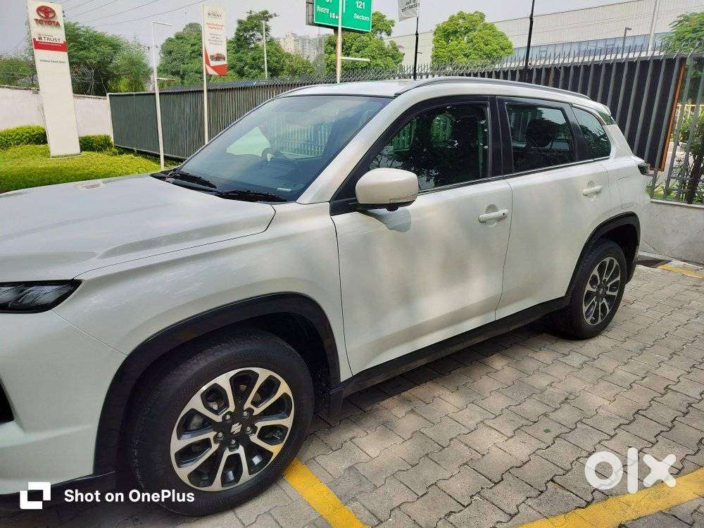 Maruti Suzuki Grand Vitara 1.5 Alpha Plus Intelligent Hybrid Ecvt, 2..