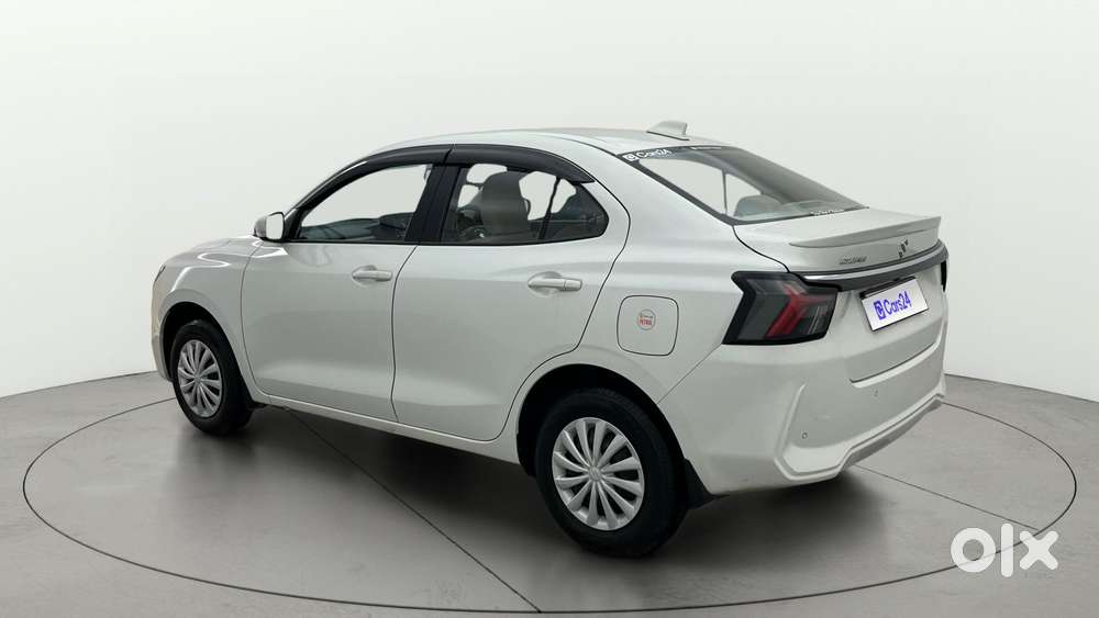Maruti Suzuki Swift Dzire AMT VXI, 2025, Petrol