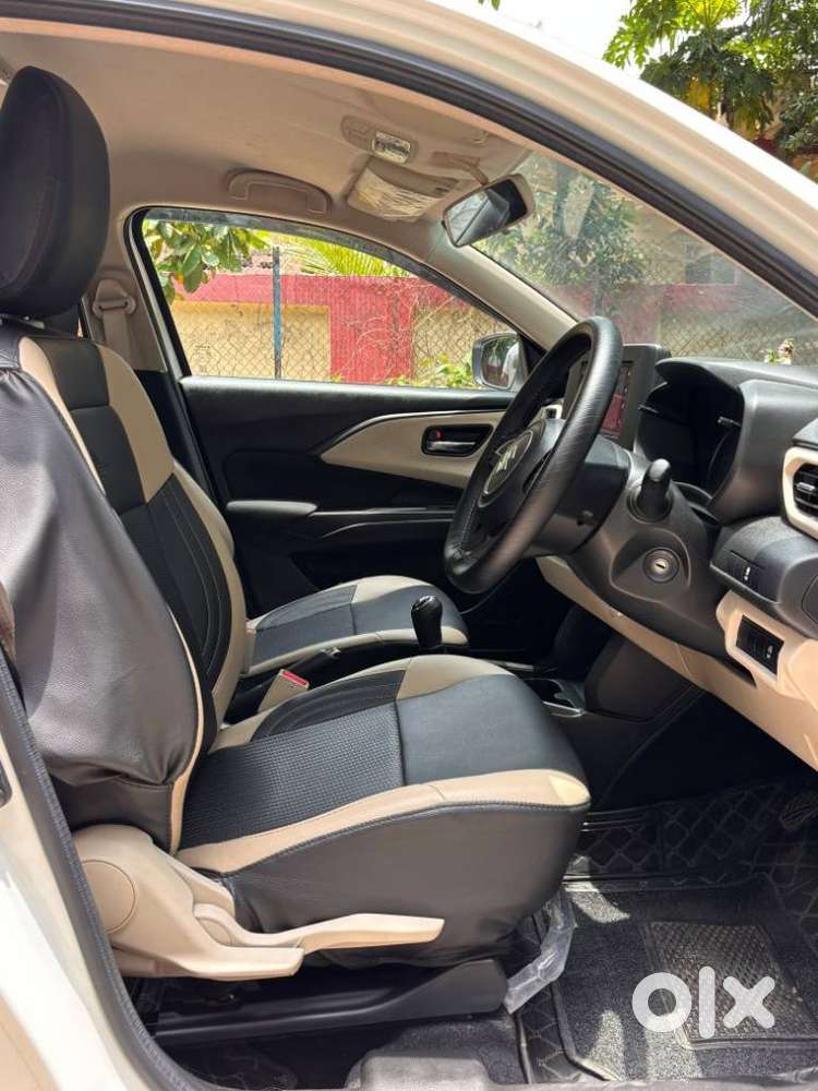 Maruti Suzuki Dzire 1.2 Vxi, 2025, Petrol