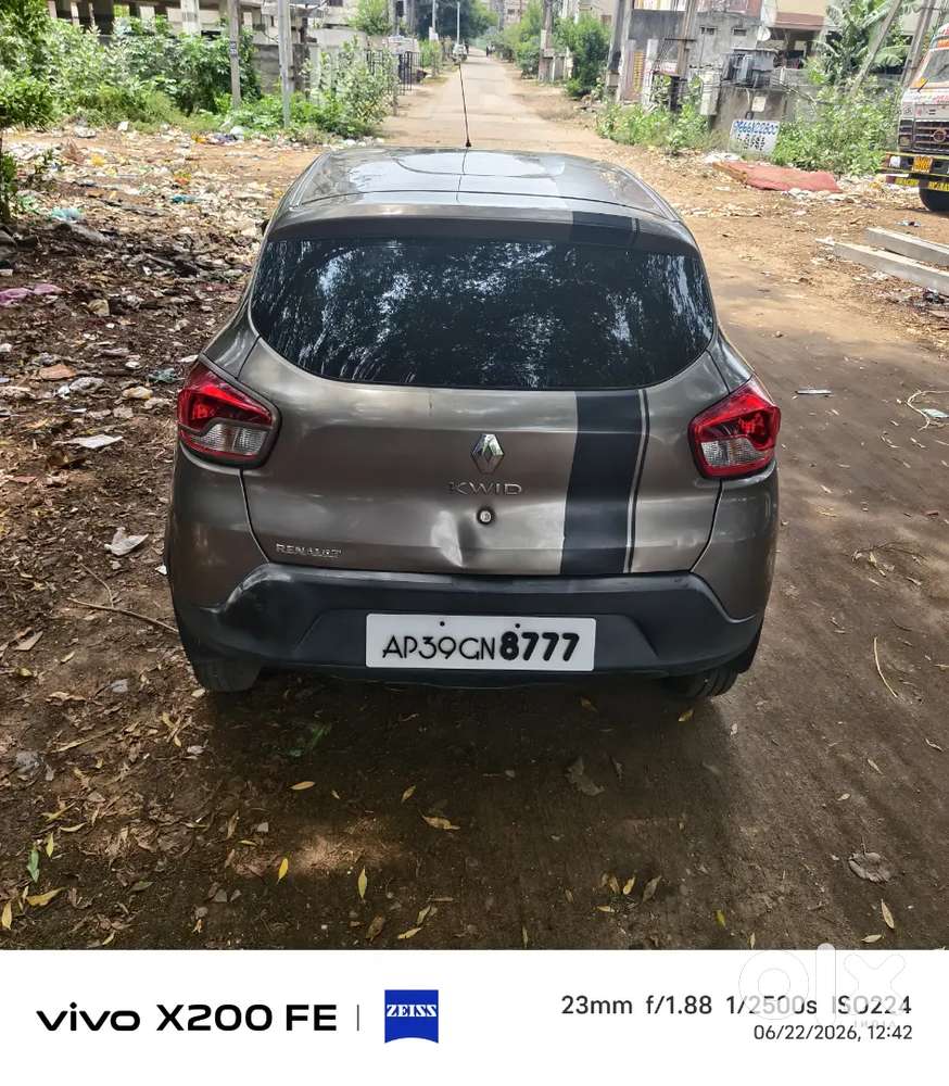 Renault Kwid 2016 Petrol Well Maintained No Complaints