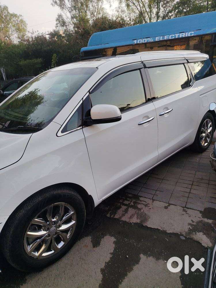 Kia Carnival Limousine, 2023, Diesel