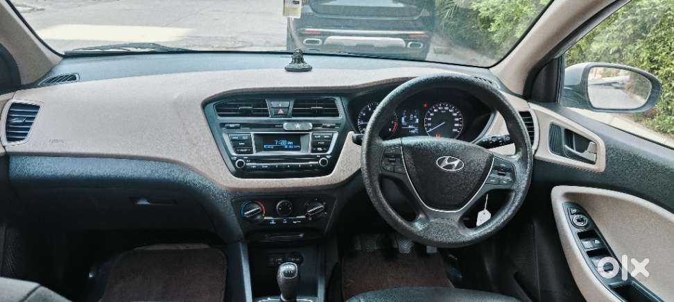 Hyundai Elite I20 Sportz (o) 1.2, 2017, Petrol